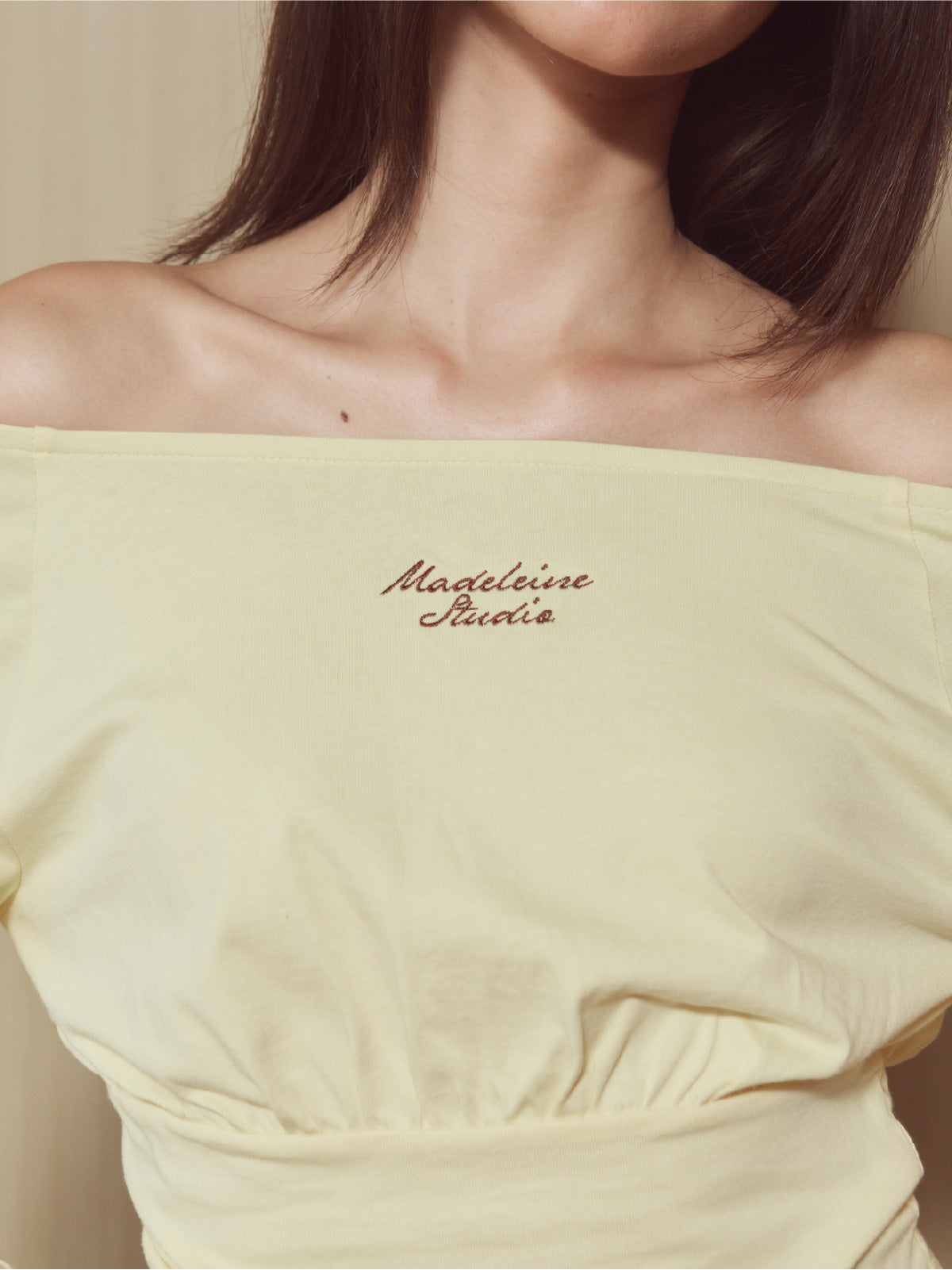Stolen Gaze Set in Butter Cream